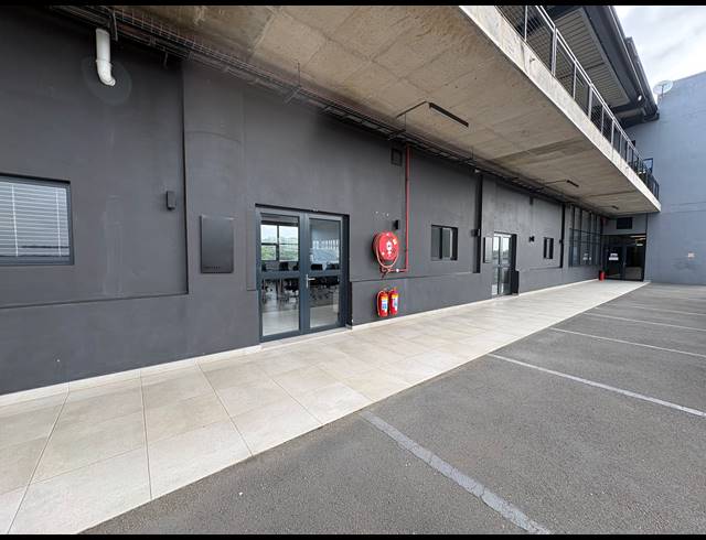 77M² RETAIL TO LET IN BALLITO CENTRAL